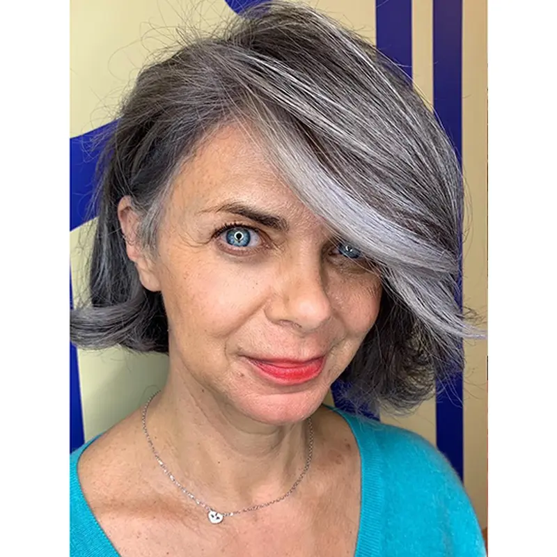 Bobs 10" Wavy Chin Length Grey Human Hair Wigs For Ladies