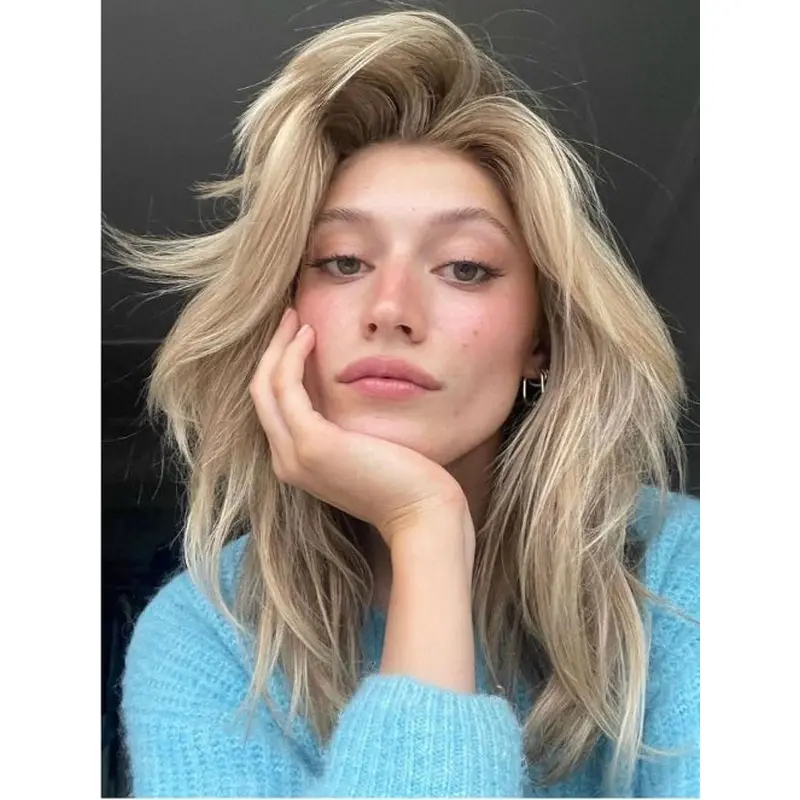 Long Blonde Wig Straight Synthetic Layered Monofilament 16" Wigs