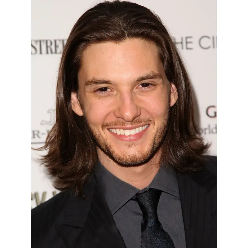 Comfortable Wavy Capless Shoulder Length Men Wigs