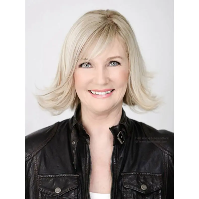 Young Fashion Platinum Blonde Chin Length Wavy Sexy Full Lace Wigs