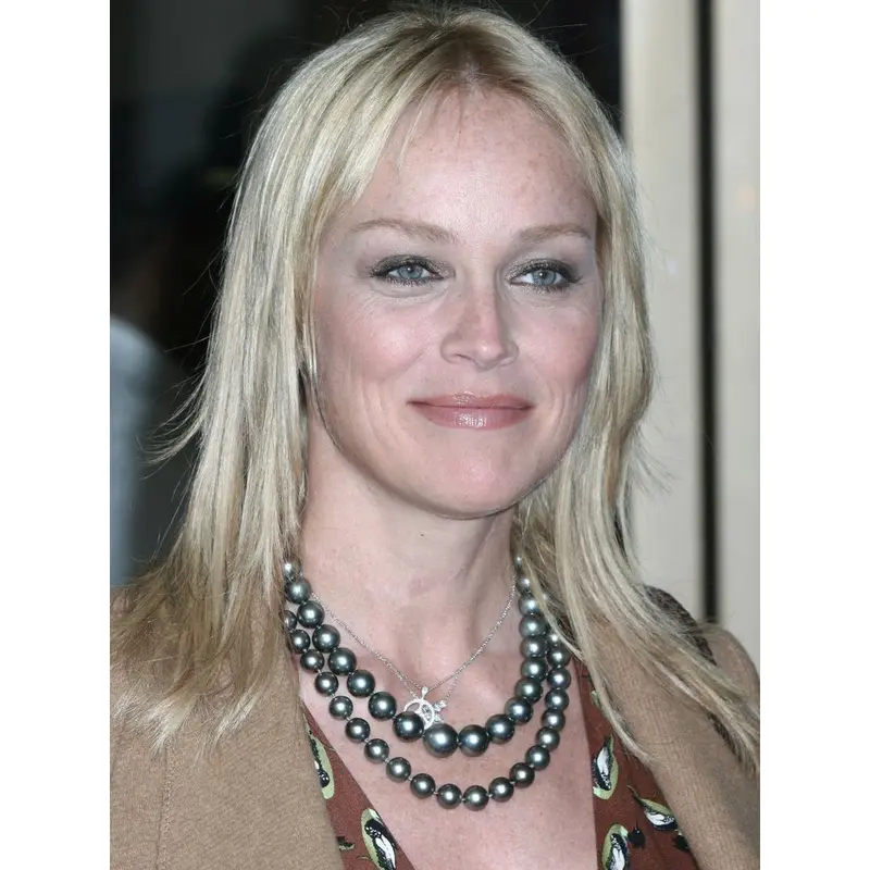 Shoulder Length Straight Full Lace Platinum Blonde 14" Lady Wigs