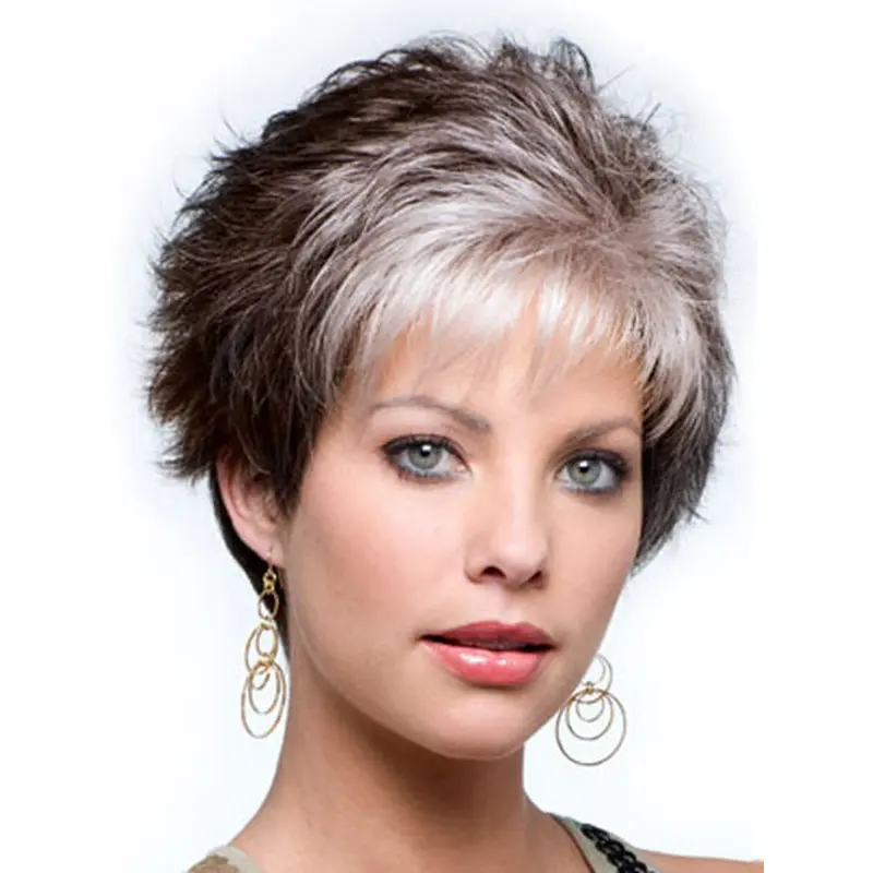 Fashionable Wavy Cropped Synthetic Grey Wigs