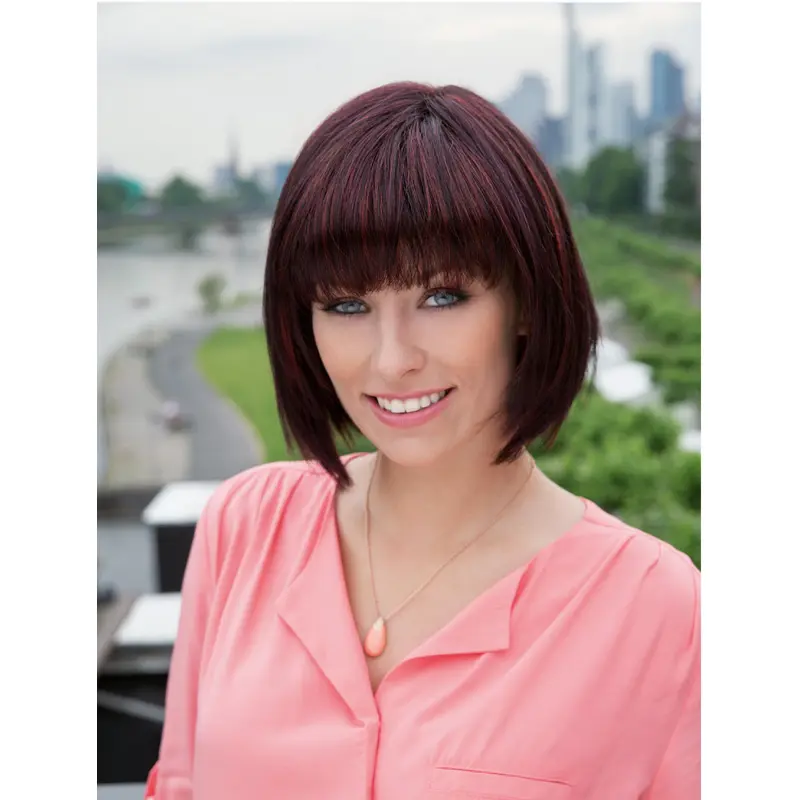 Glamorous Red Straight Chin Length Synthetic Wigs