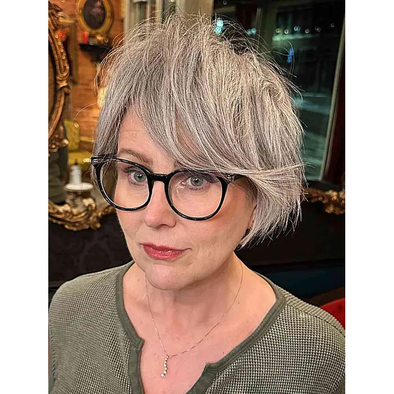 Short Grey Wigs Straight Synthetic Wigs Fashionable Lace Wigs