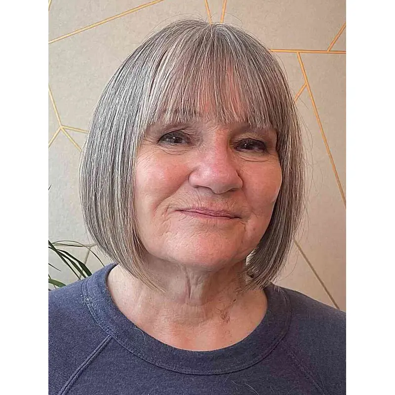 Short Grey Wigs Straight Synthetic Wigs Sassy Lace Front Wigs