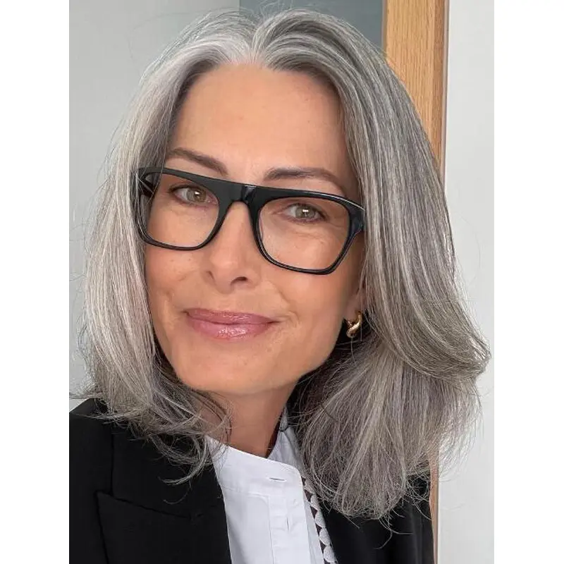 Short Gray Wigs Synthetic Lace Front Wigs Without Bangs Wavy Grey Wigs