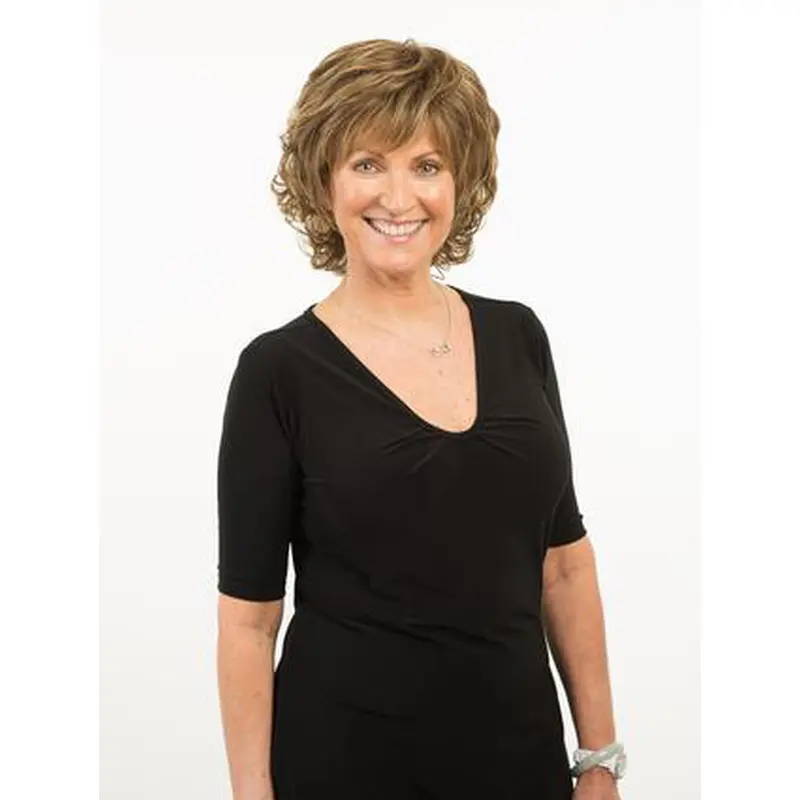 Chin Length Capless Layered Blonde 10" Curly Ladies Synthetic Wigs