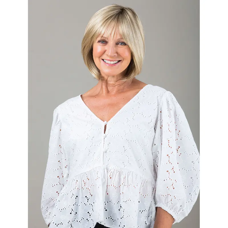 10" Short Straight Blonde Lace Wigs