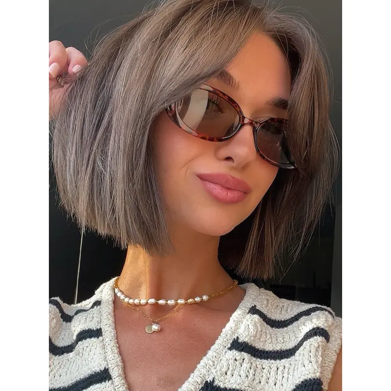 Bob Straight Wig Human Hair Chin Length Ombre/2 Tone Lace Front 10" Wigs