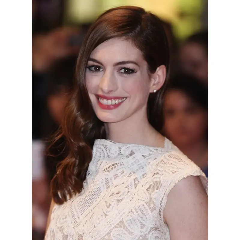 Convenient Auburn Wavy Long Anne Hathaway Wigs