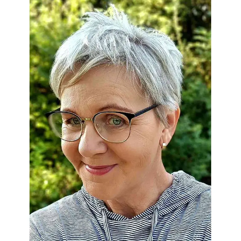 Natural Looking Short Wigs Women Synthetic Wig Short Trendy Hairstyles Pixie Wigs