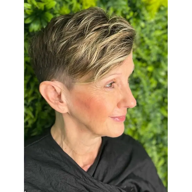 Short Wigs For Women Ombre/2 Tone Synthetic Straight 4" Wigs