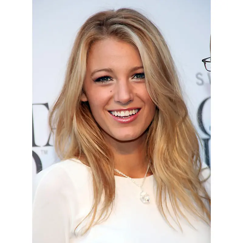 Exquisite Blonde Straight Long Celebrity Wigs