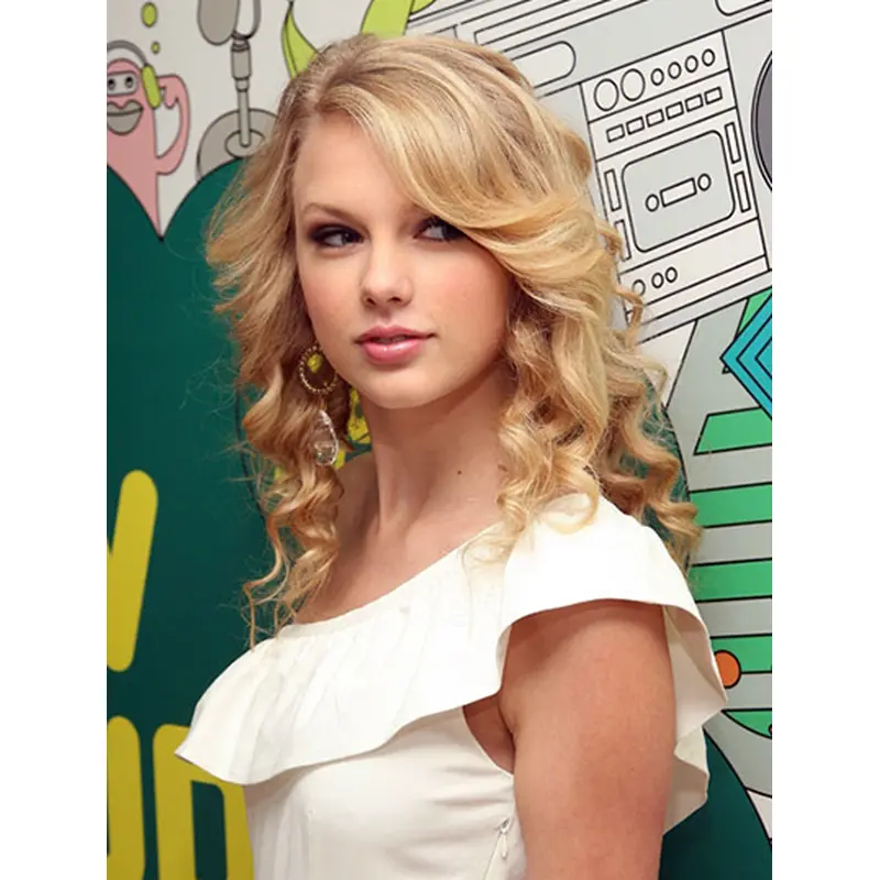 Comfortable Blonde Wavy Shoulder Length Taylor Swift Wigs