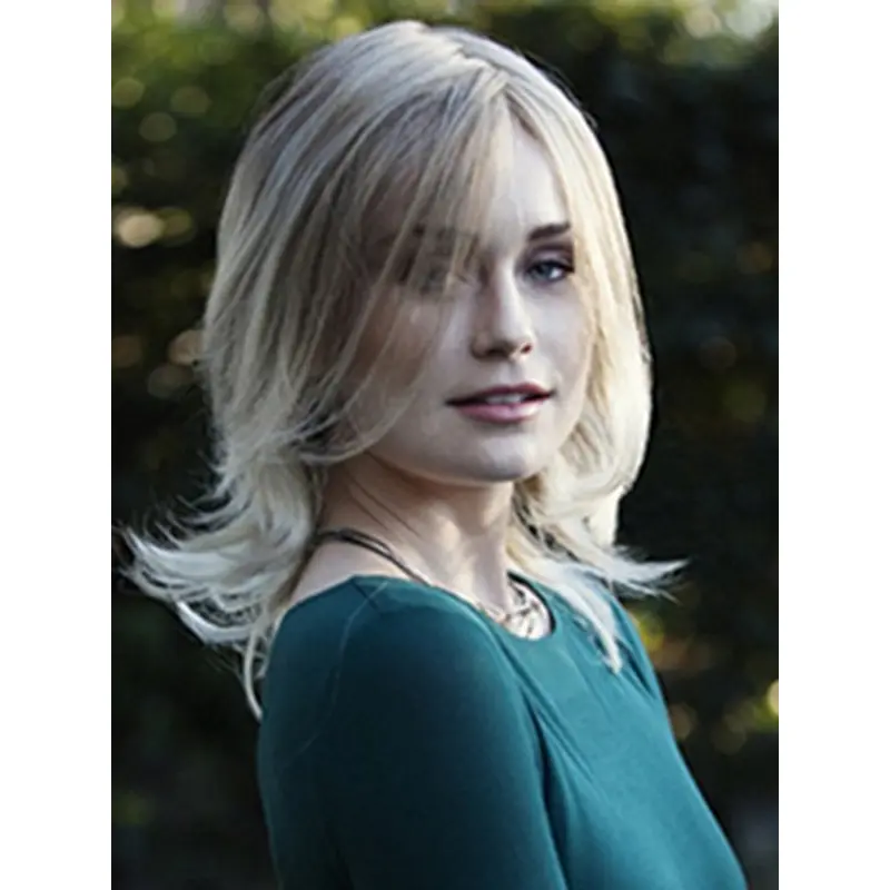 14" Wavy Blonde Layered Medium Wigs