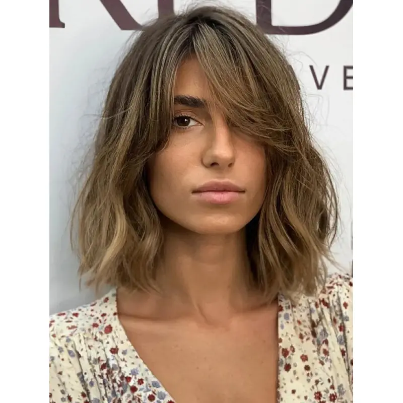 Ladies Wigs Shoulder Length Synthetic Wigs Wavy Lace Front Wigs