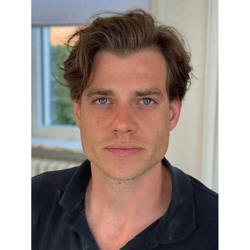 Old Man Wigs 4" Cropped Monofilament Layered Brown Wigs