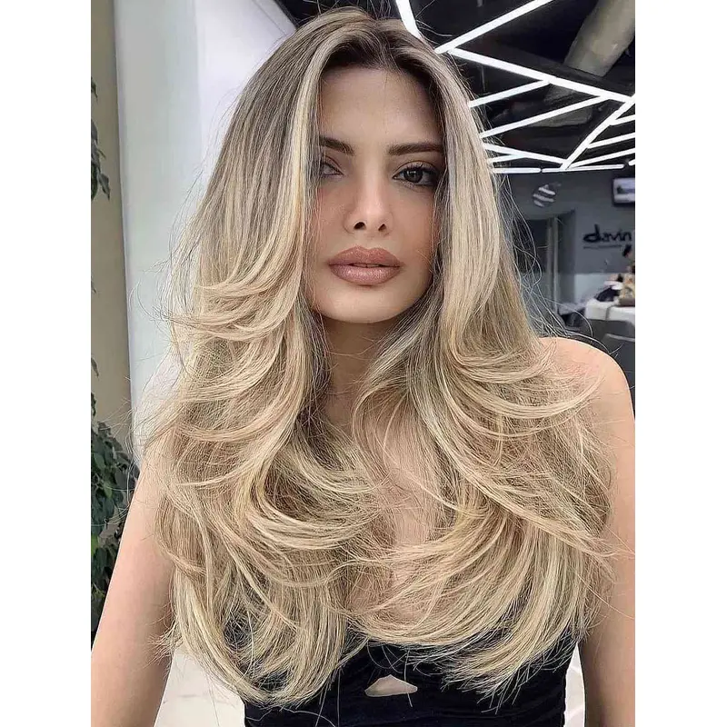 Lace Front 18" Wavy Long Layered Wigs