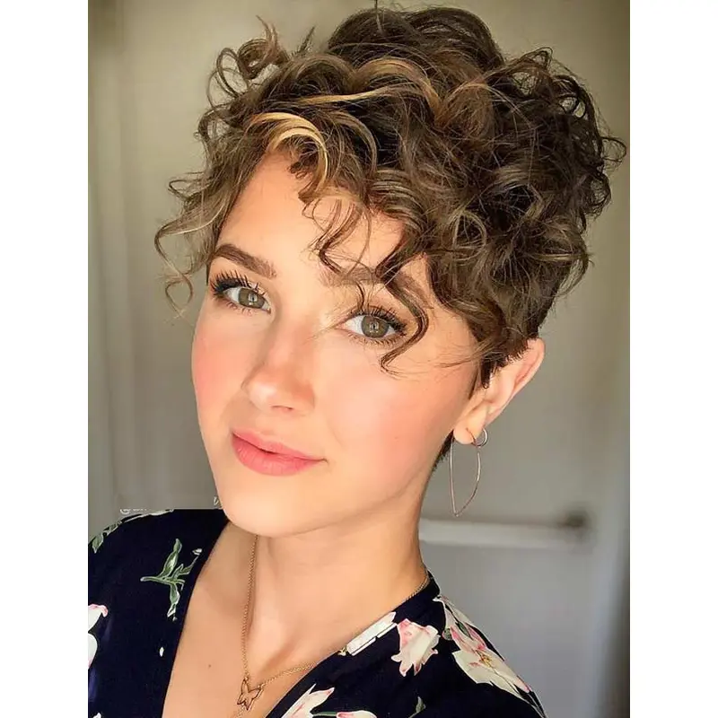 Short Curly Wigs Fashion Synthetic Brown Wig Layered Short Pixie Wigs