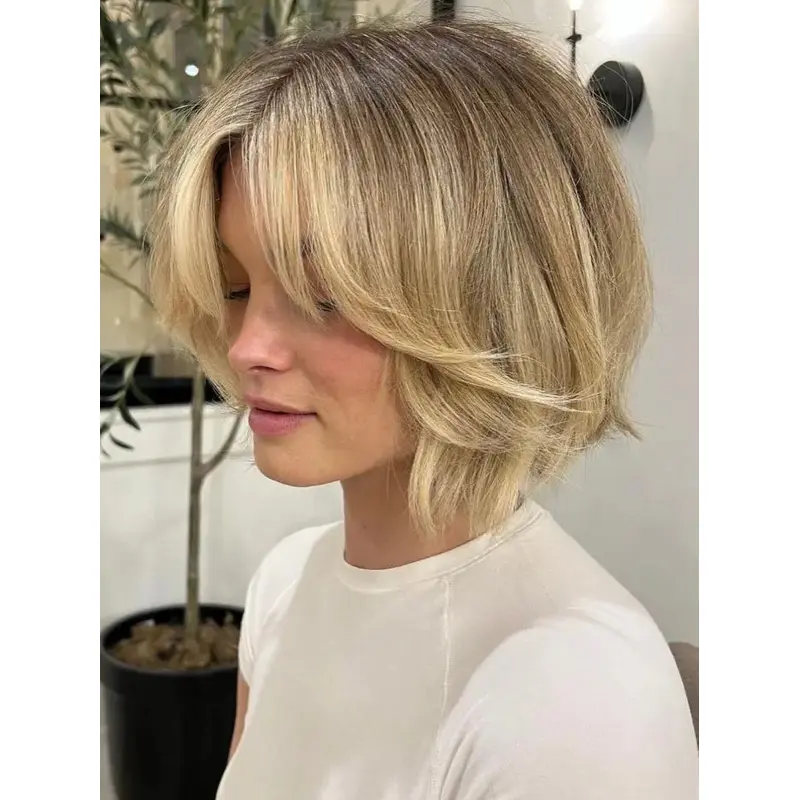 Ladies Blonde Bob Wig Layered 10" Straight Chin Length Wigs