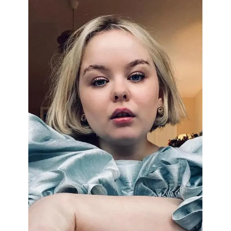 Lace Wig Synthetic Straight Blonde Without Bangs Fabulous Flipped Bob Wigs