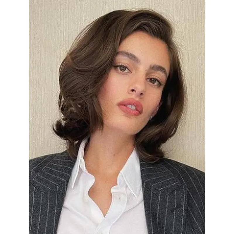 Human Hair Wigs Chin Length Lace Front Wavy Brown Layered Thick Bobs Wigs