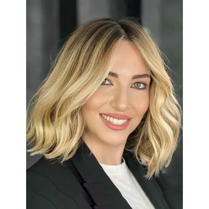 Wavy Blonde Wig Medium Length Lace Front Bobs 12" Remy Human Hair Wigs