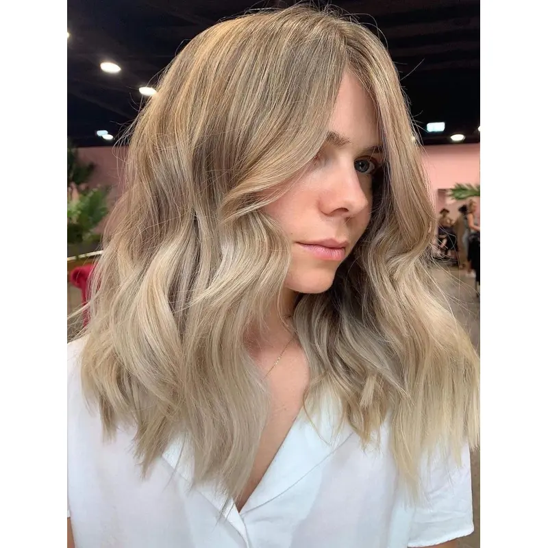Wigs Medium Length Wavy Lace Front Blonde Wigs Synthetic Layered Wigs