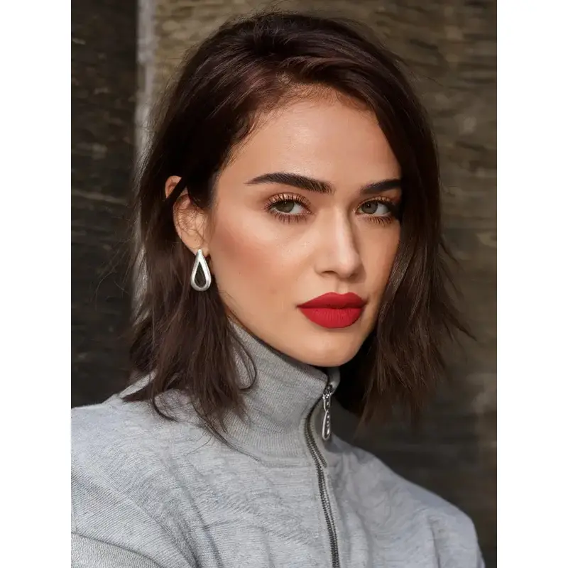 Bob Wig That Looks Real Brown 12" Shoulder Length Layered Wigs