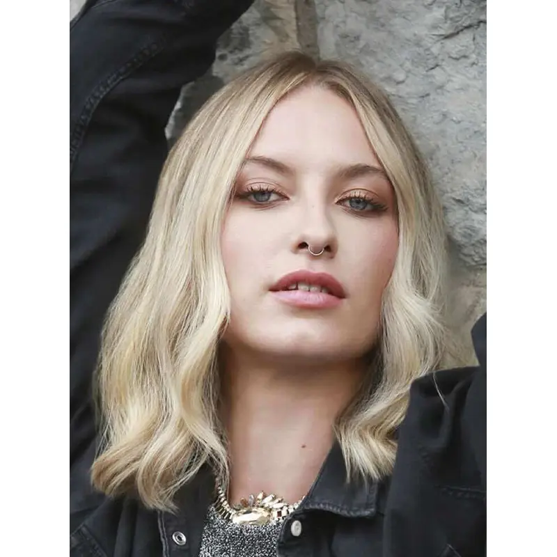 Medium Blonde Wig Without Bangs Shoulder Length 14" Straight Lace Front Wigs