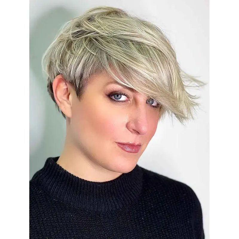 Short Wigs Synthetic Short Wavy Wigs Side Swept Bangs Wigs Short Blonde Wig