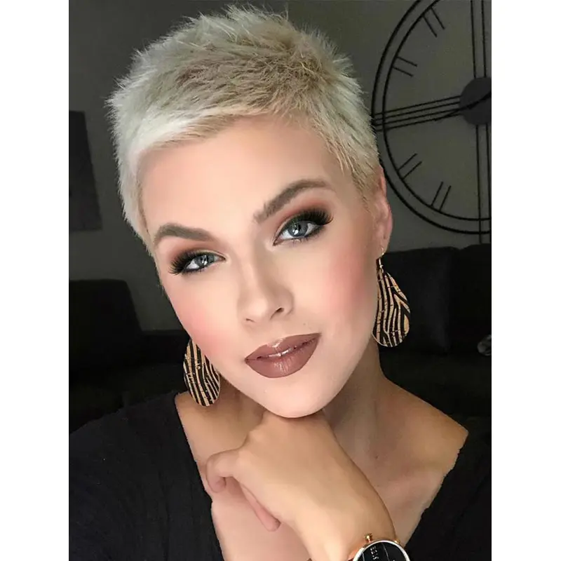 Short Hair Wigs Blonde Synthetic Wigs Straight Fashionable Short Pixie Wigs
