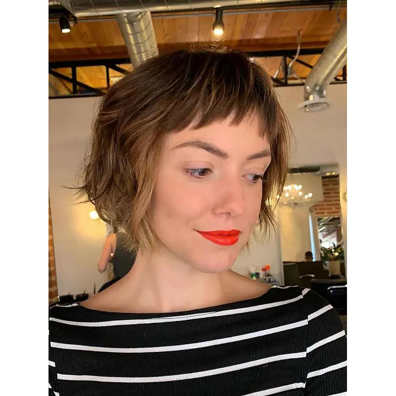 Natural Looking Short Wigs Cropped Wavy Wigs Synthetic Wigs